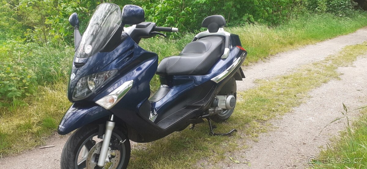 Piaggio X evo 125