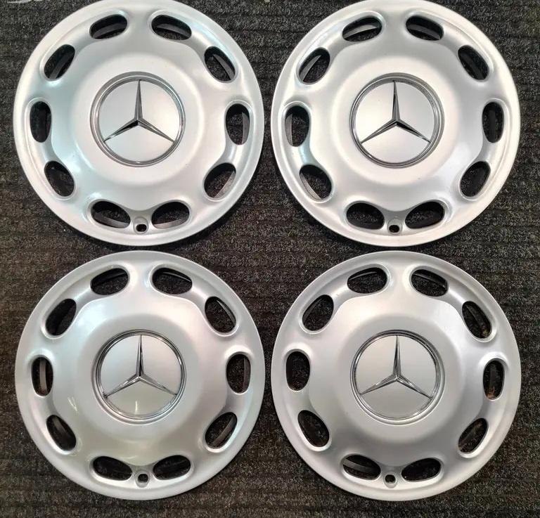 Poklice Mercedes-Benz 15" 4ks