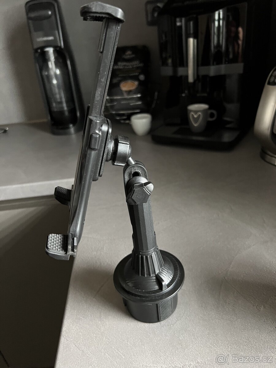 Prodám nový nevyužitý držák mobilu či tabletu do 11”