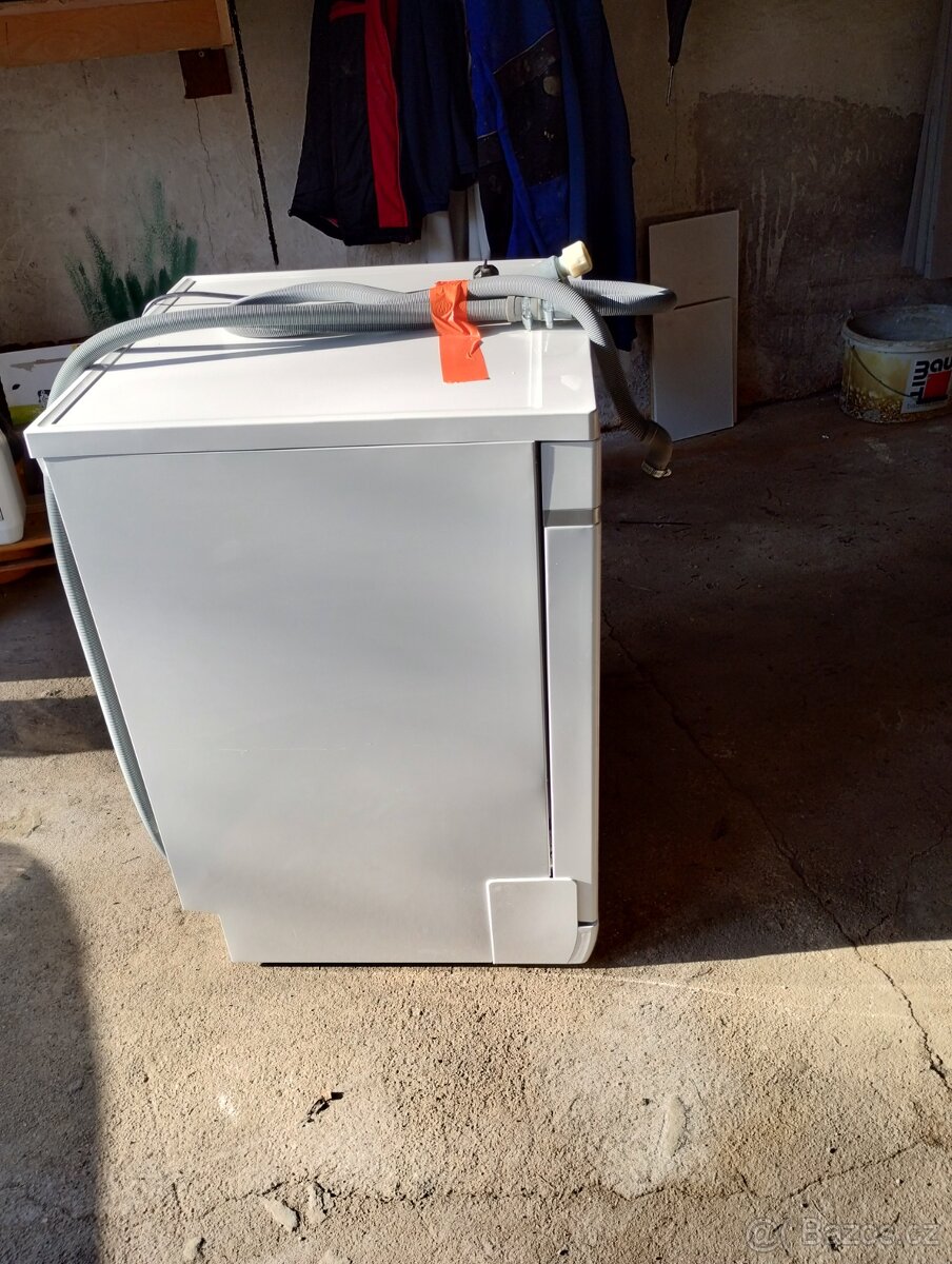 Myčka Zn.Whirlpool