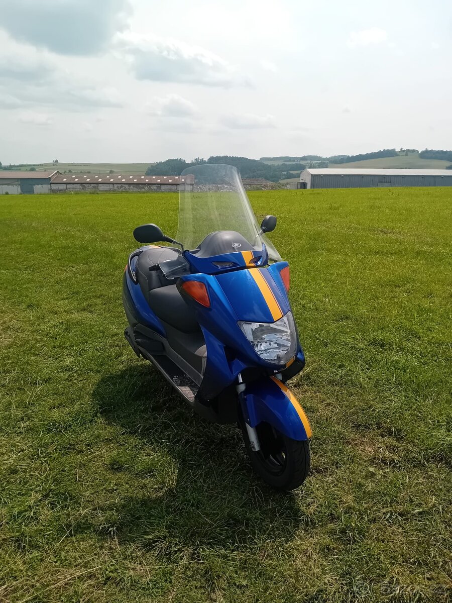 Prodám skútr Honda Pantheon