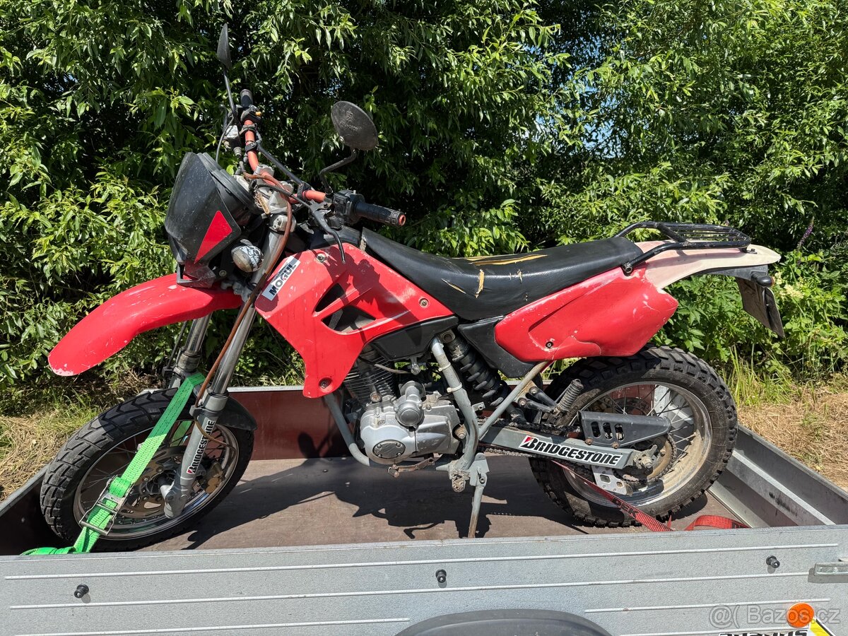 Yuki ST 125 SM