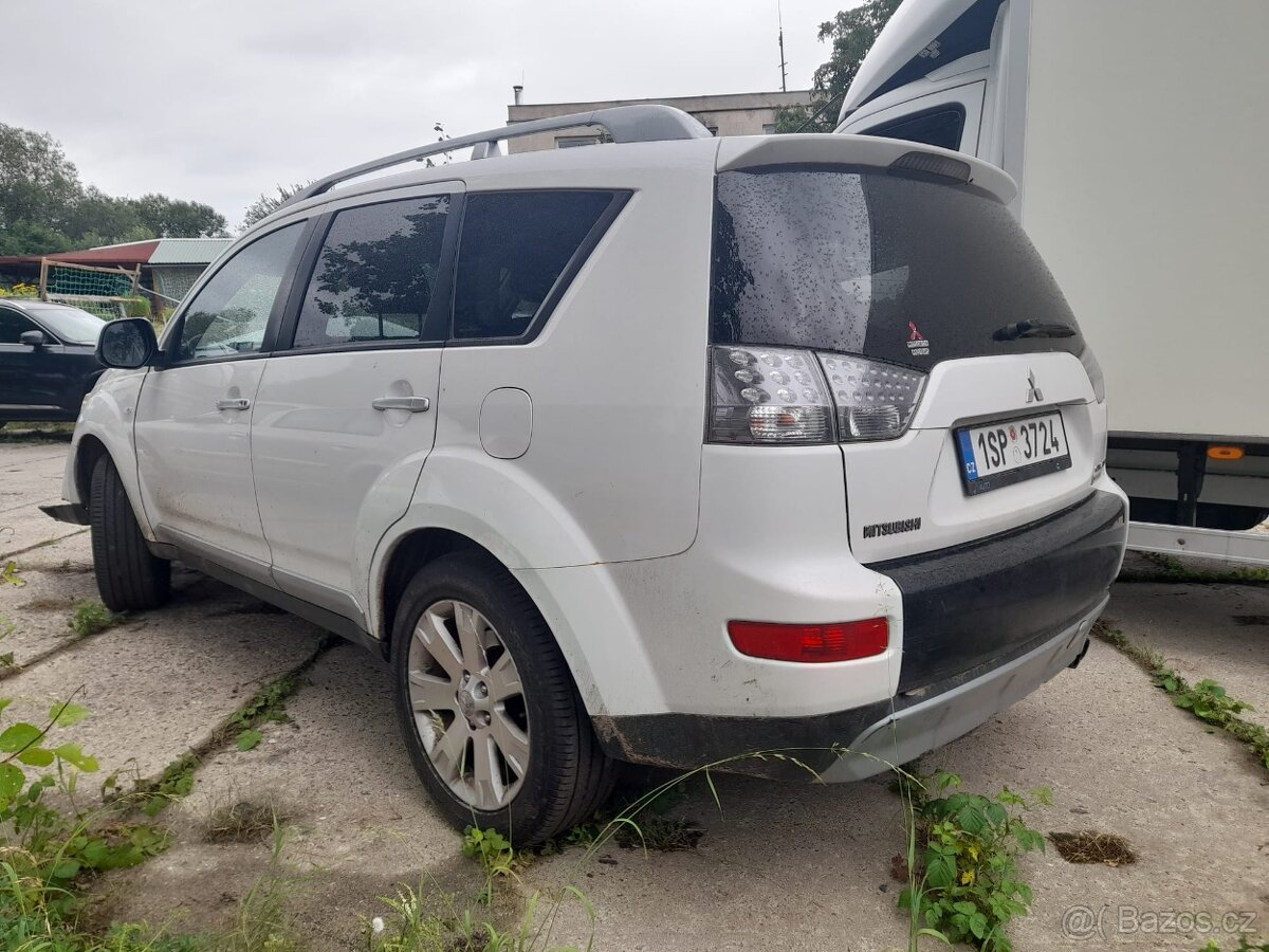 MITSUBISHI OUTLANDER, DÍLY, NA DÍLY