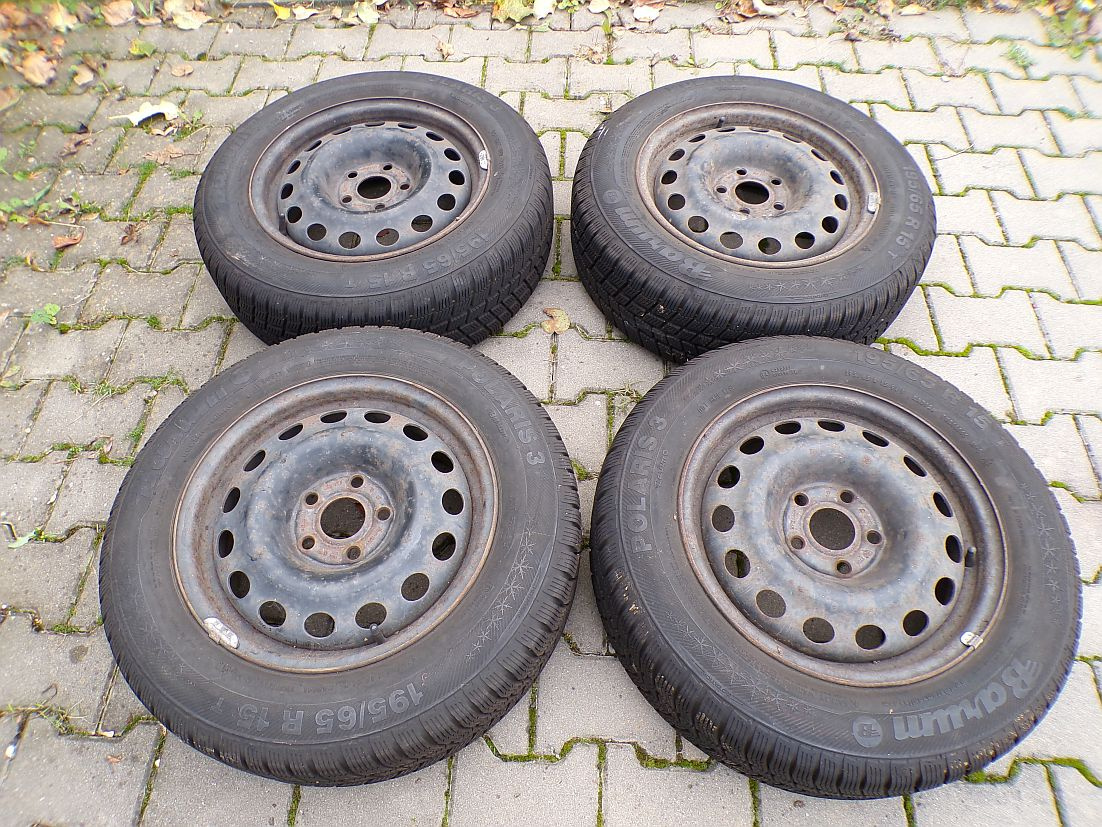 Prodám zimní pneumatiky s disky 195/65R15