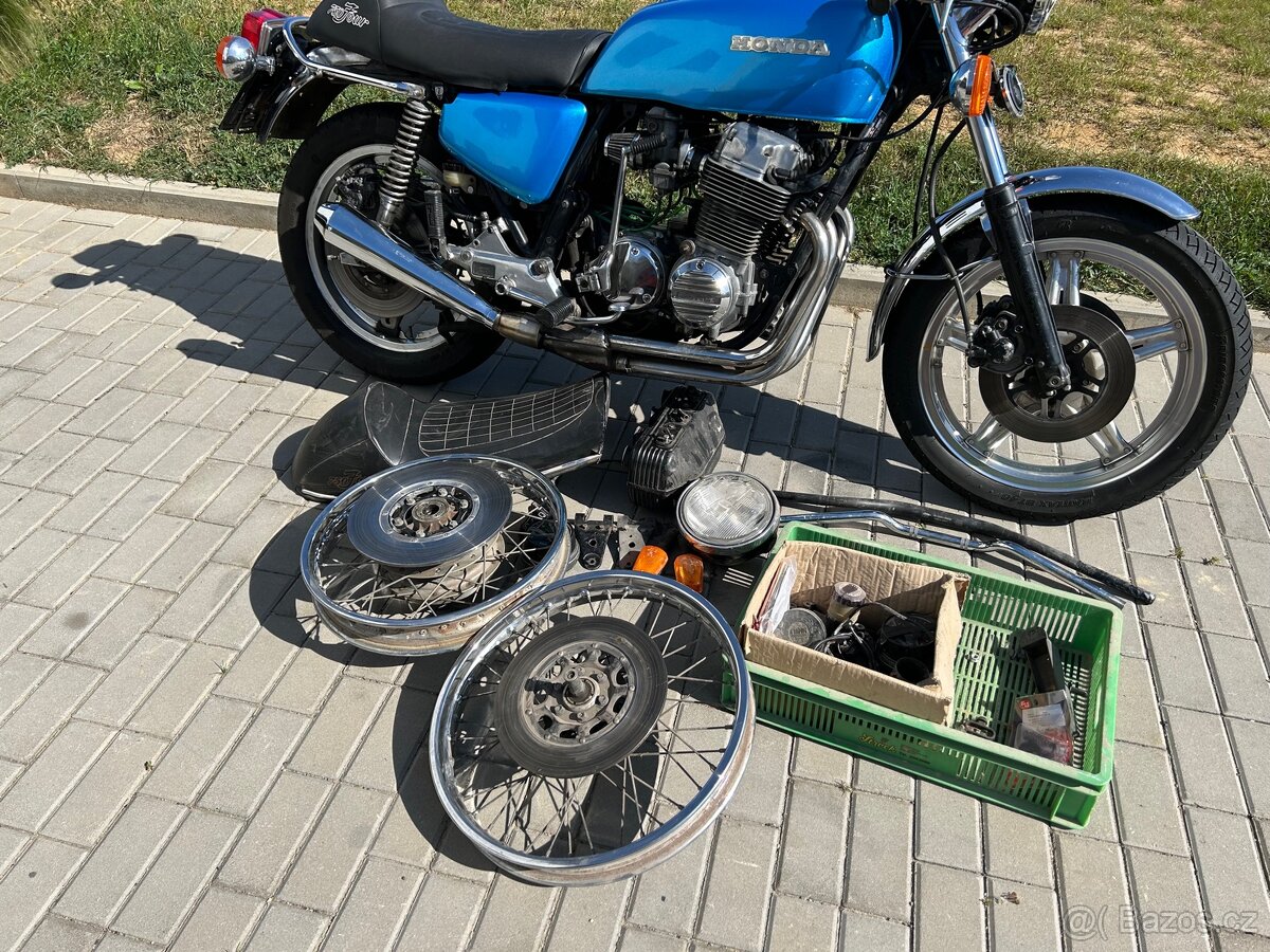 Prodám drátová kola na Hondu cb