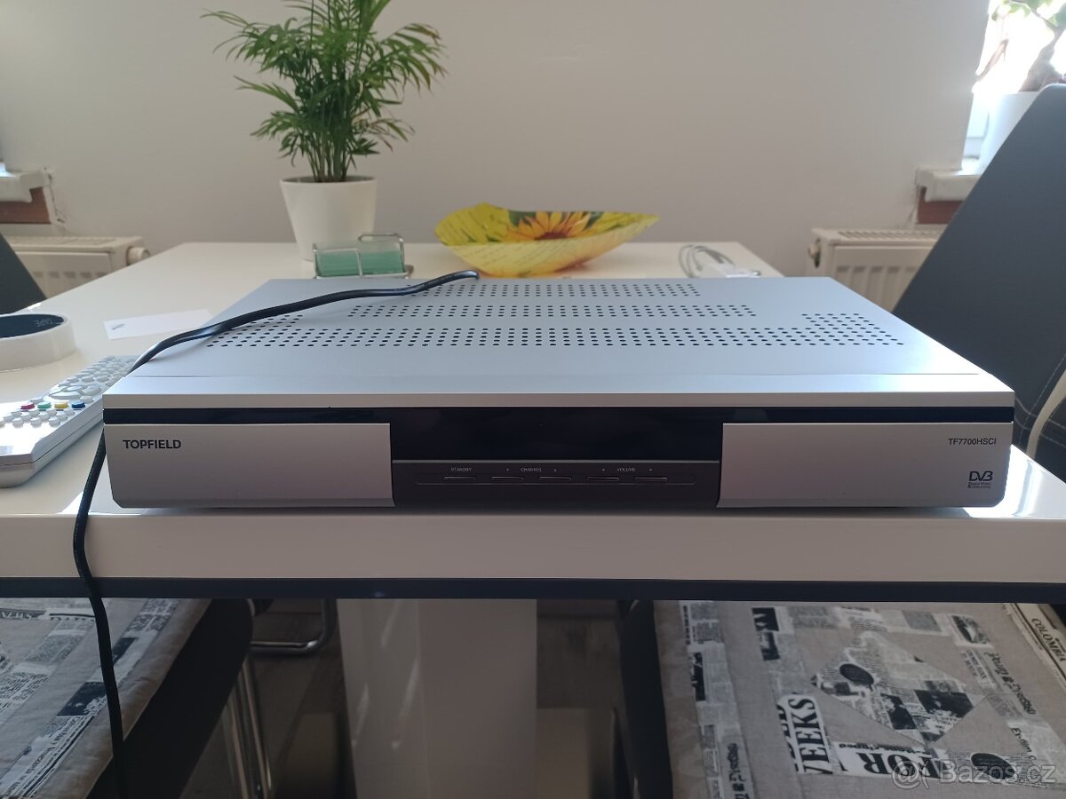 Digitální satelitní přijímač