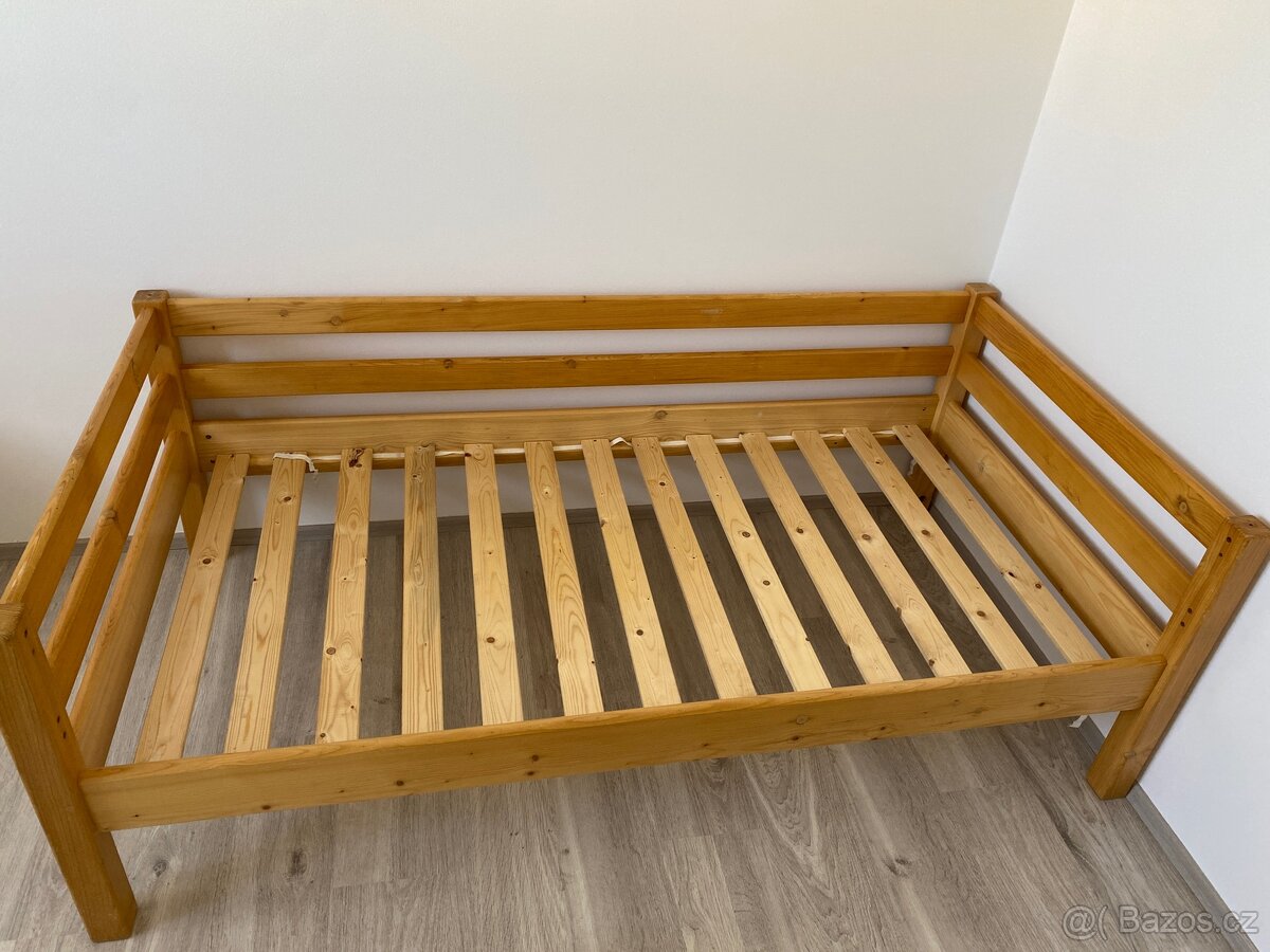 Prodáváme Postele180x90 z dřeva.
