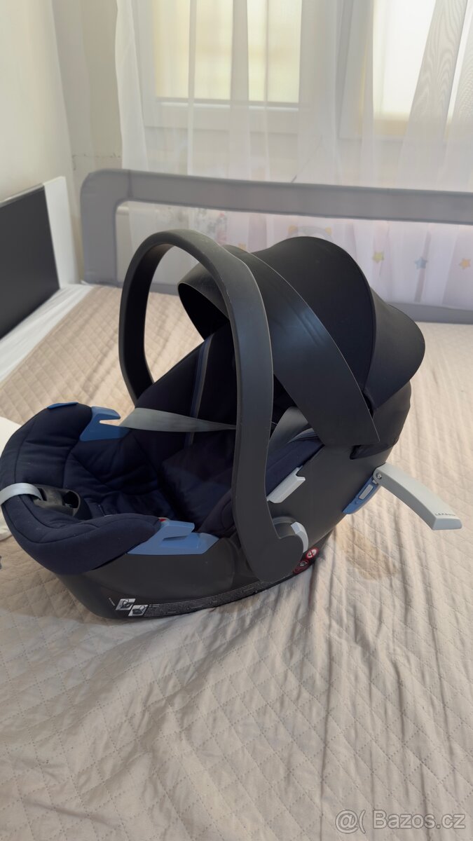 Autosedačka Cybex Aton 5 + ISOFIX základna