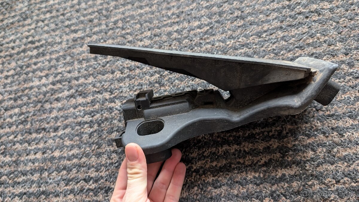 Plynový pedal octavia 2