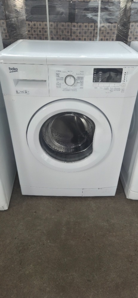BEKO 6Kg hloubka 45cm