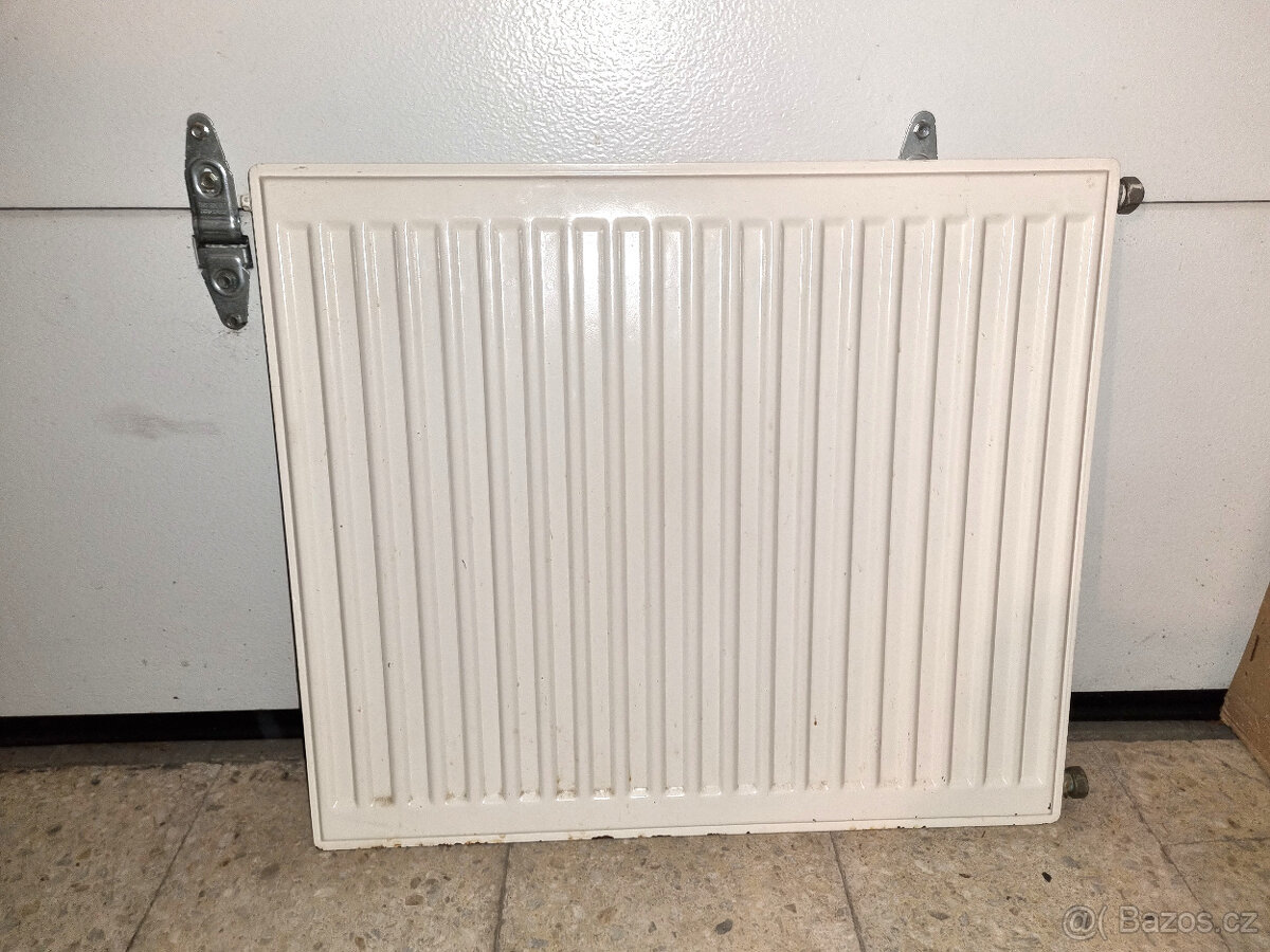Plechový radiátor 60x70 cm