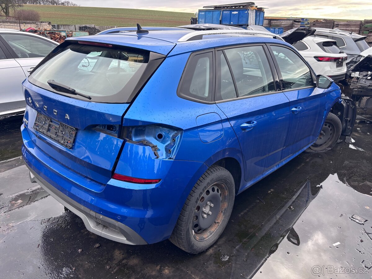 Škoda kamiq díly modrá