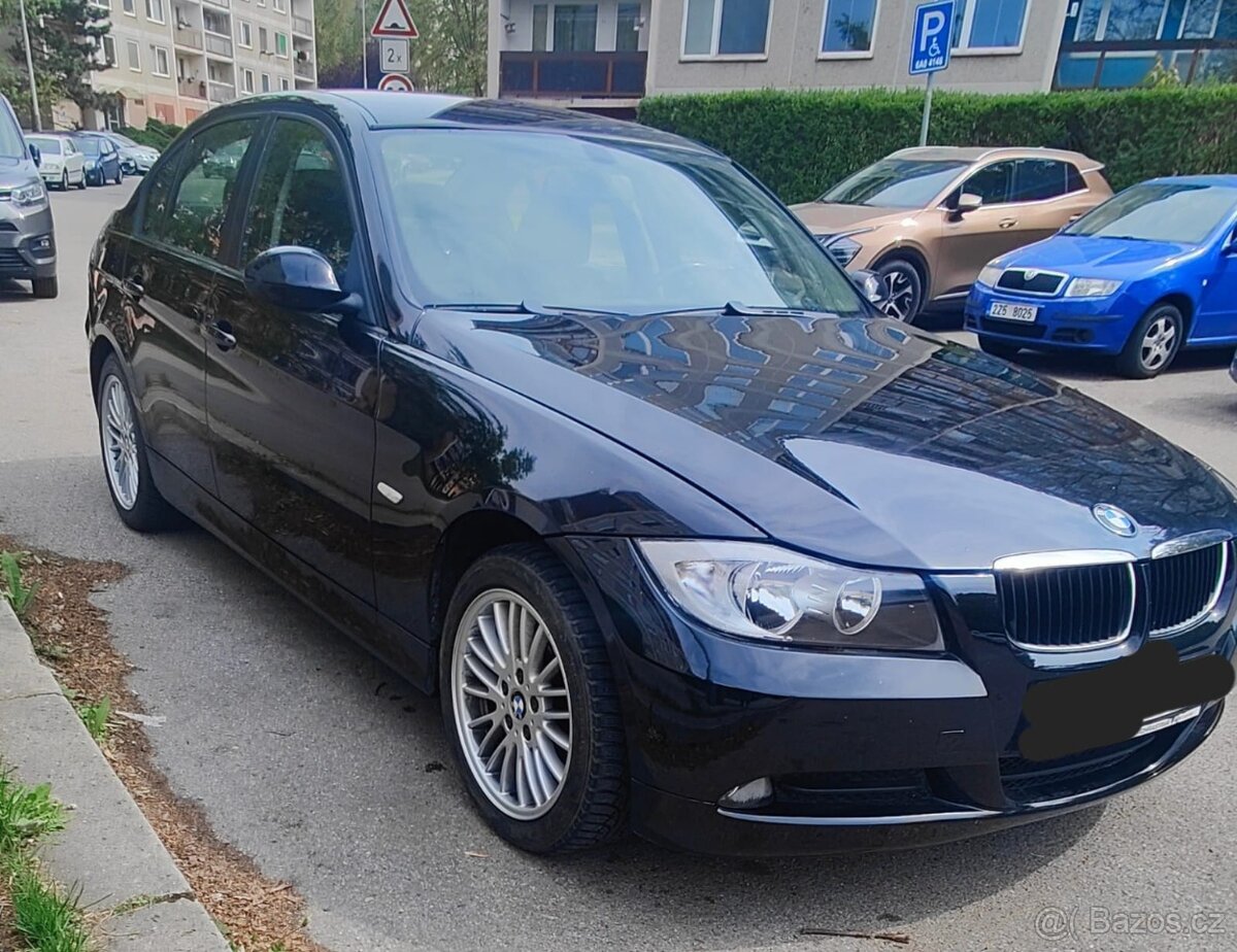BMW 320i E90