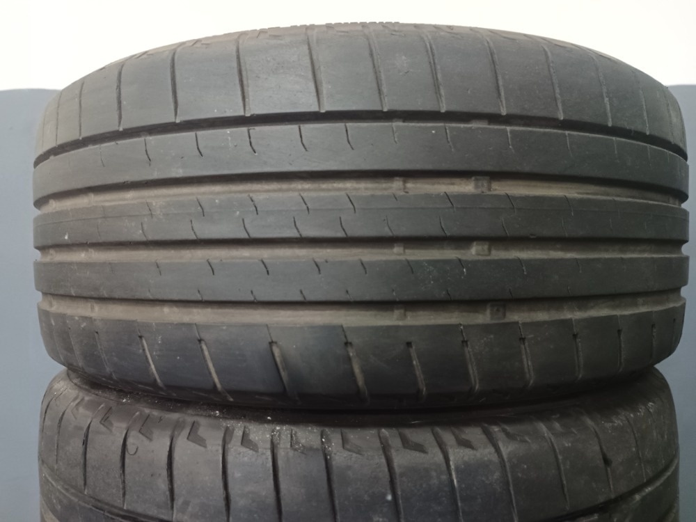 215/40 R17 BRIDGESTONE (4222)