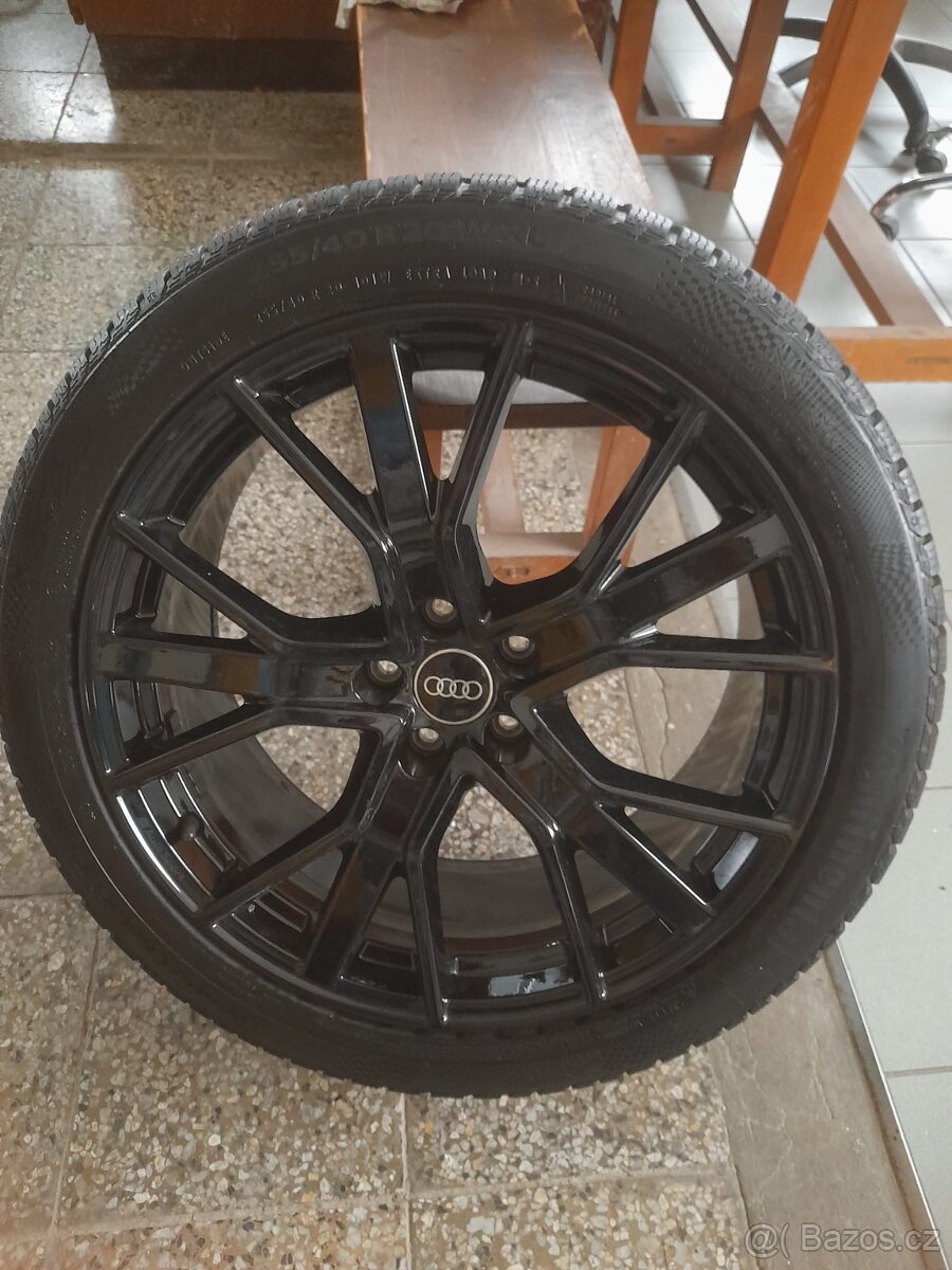 Kola z Audi Q3