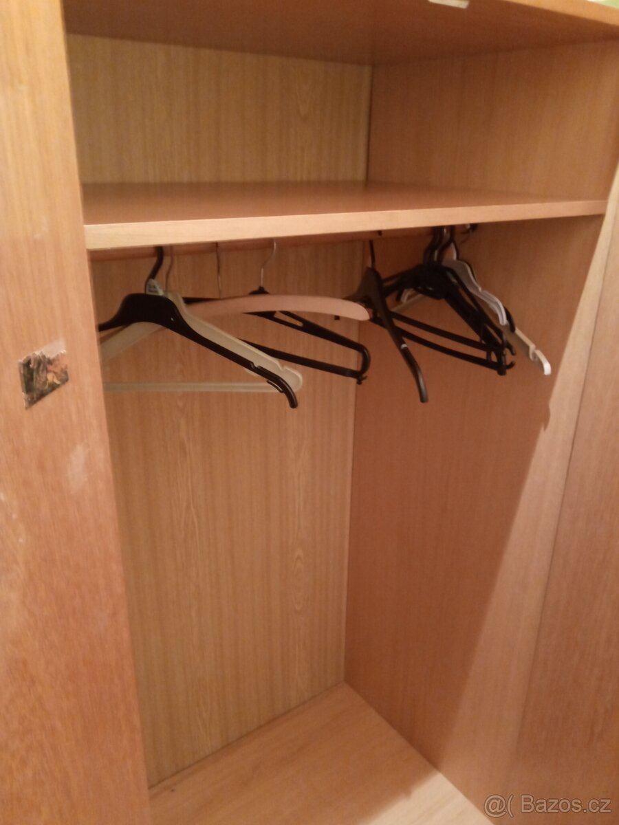 Dětské skříně.