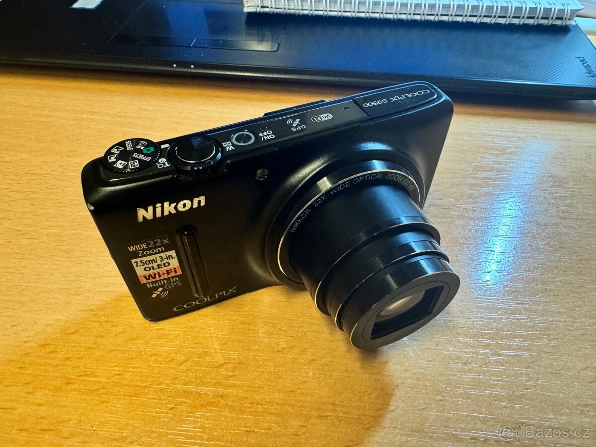 Nikon coolpix s9500