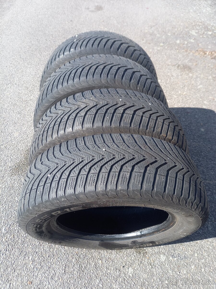 4ks zimní pneu 195/65R15 Vredestein SnowTrac5