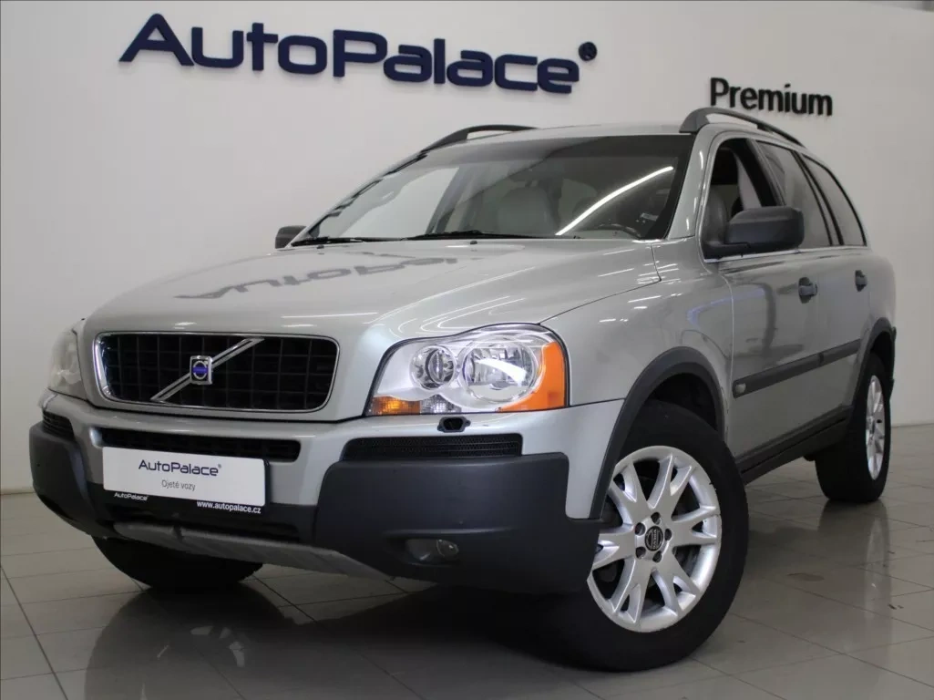 Volvo XC90 2,9 T6 4x4 AT 7-míst 1.majitel 200 kW automat zel