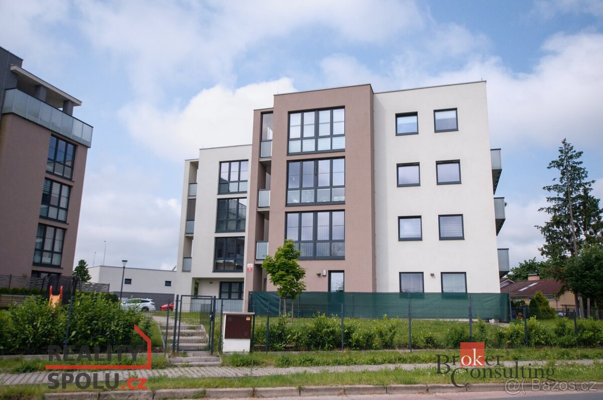 Pronájem, byty/1+kk, 35 m2, U Velkého rybníka 2313/27, 30100