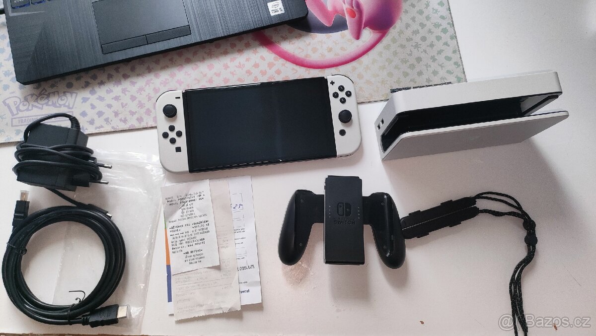 Nintendo switch oled, bílý