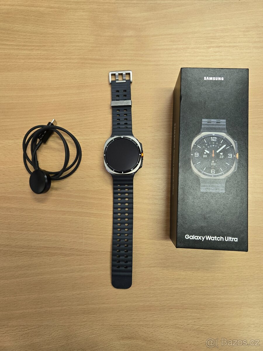 Samsung Galaxy Watch Ultra – dobrý stav, stále v záruce