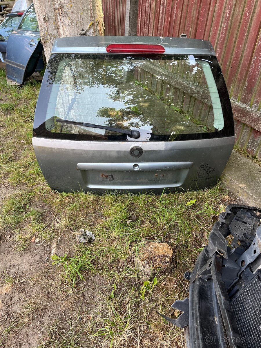 Zadní Kufrové vrata Octavia 1 fl 9151