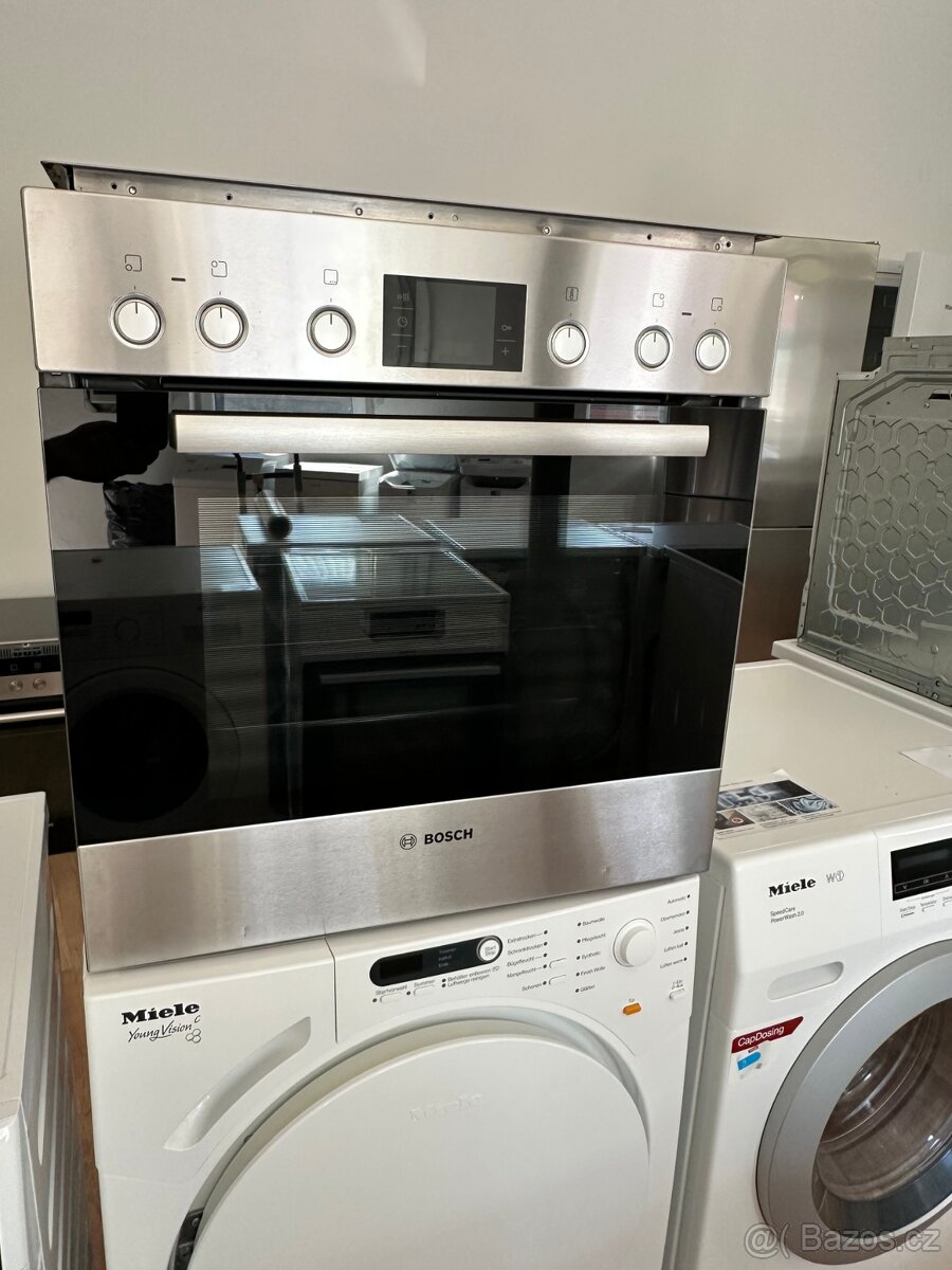Vestavný set Trouba+varná deska Bosch (163)
