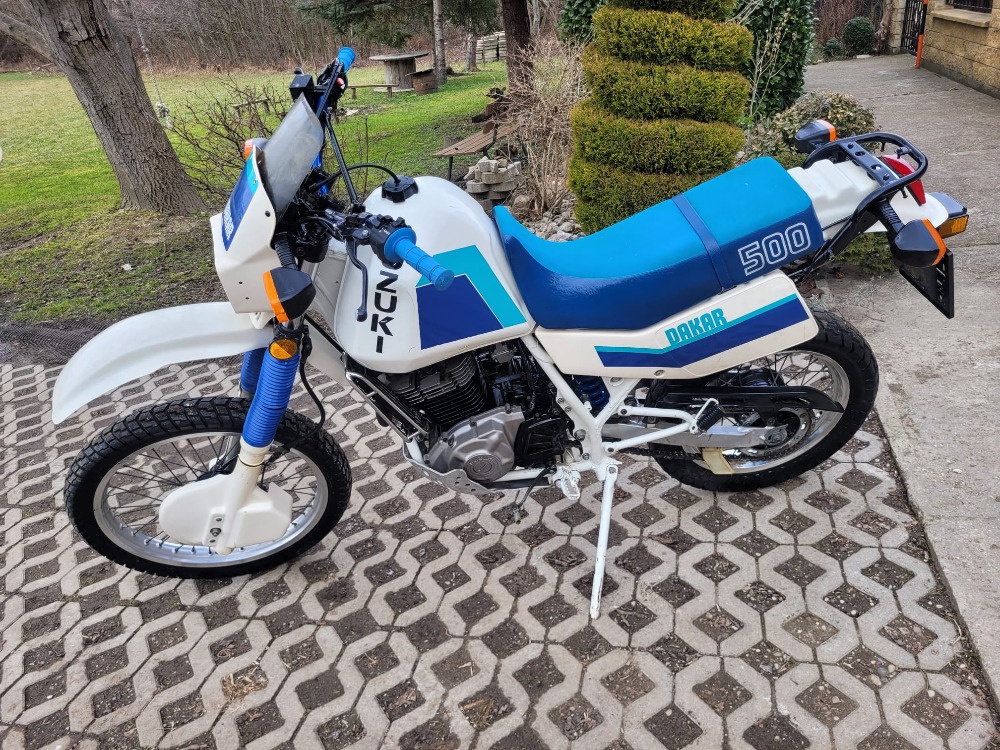 Suzuki DR 500