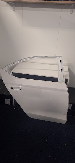 ZADNÍ DVEŘE OCTAVIA 4 pz