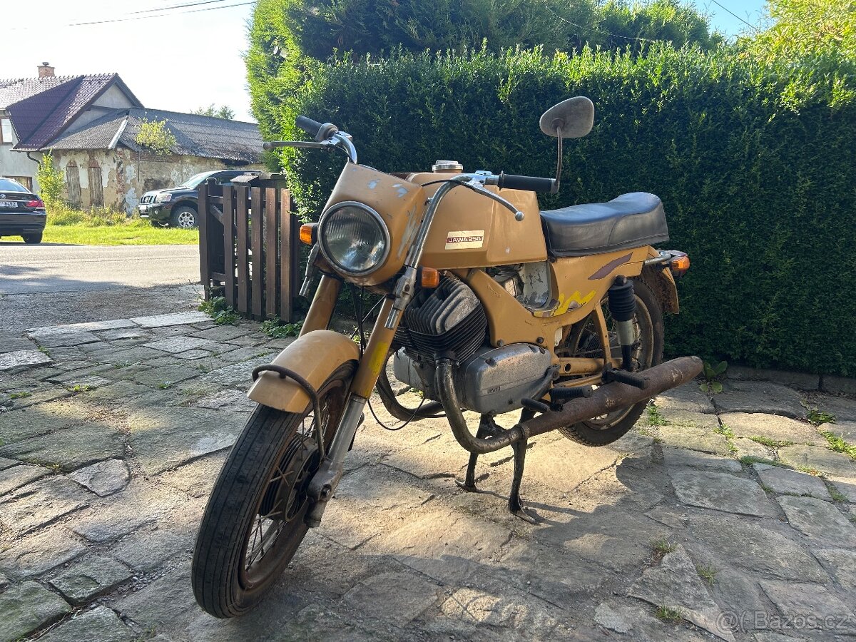 Jawa 250 Bizon