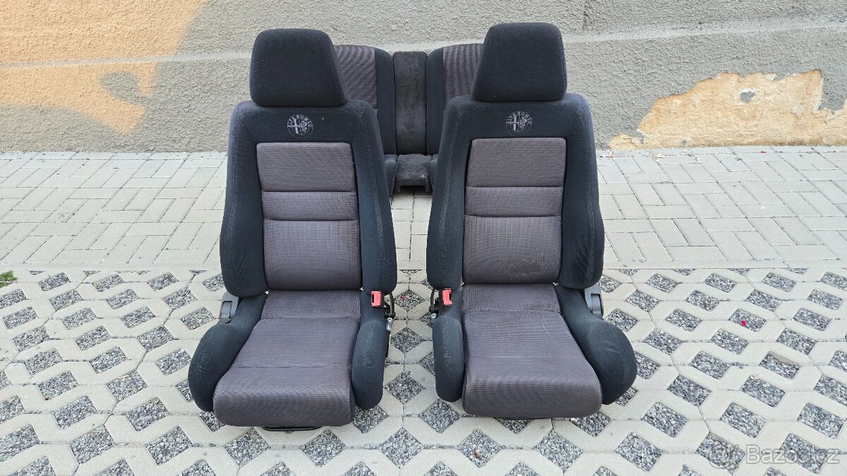 Alfa Romeo GTV Kompletní látkový interier