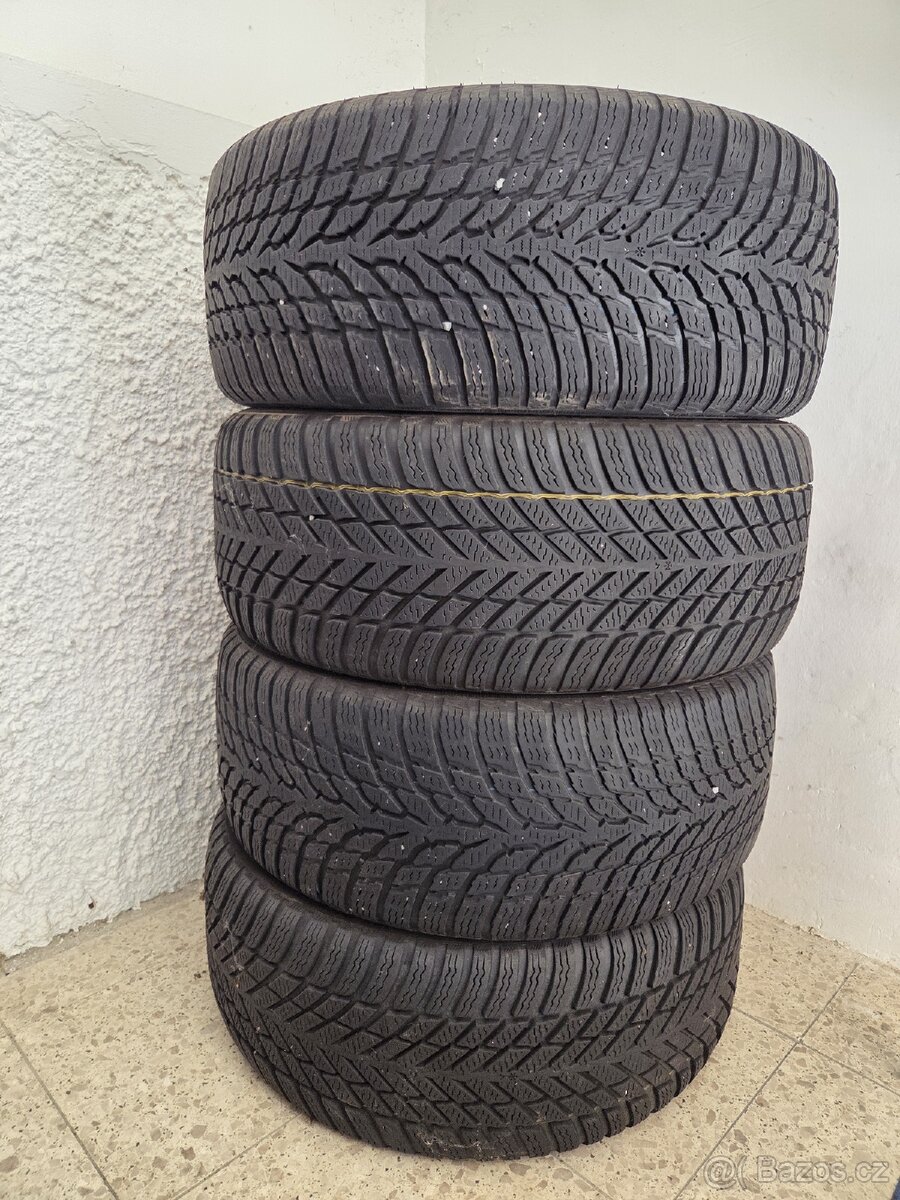225 45 R17 , Nokian pneu