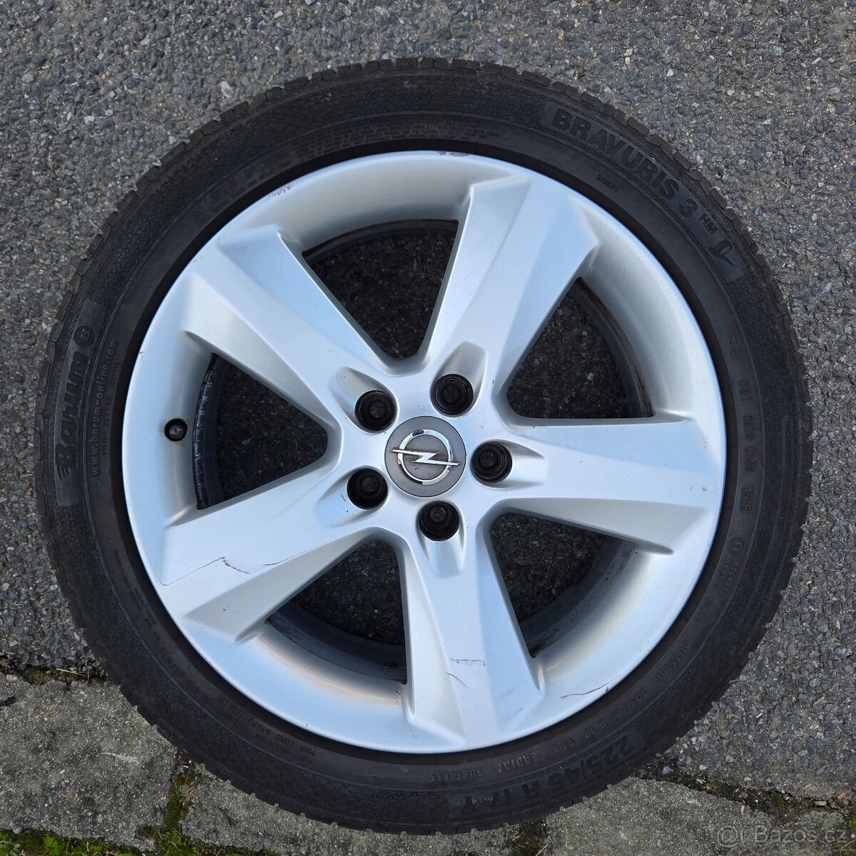 Alu kola Opel 7Jx17 ET35 5x110, letní Barum 225/45R17