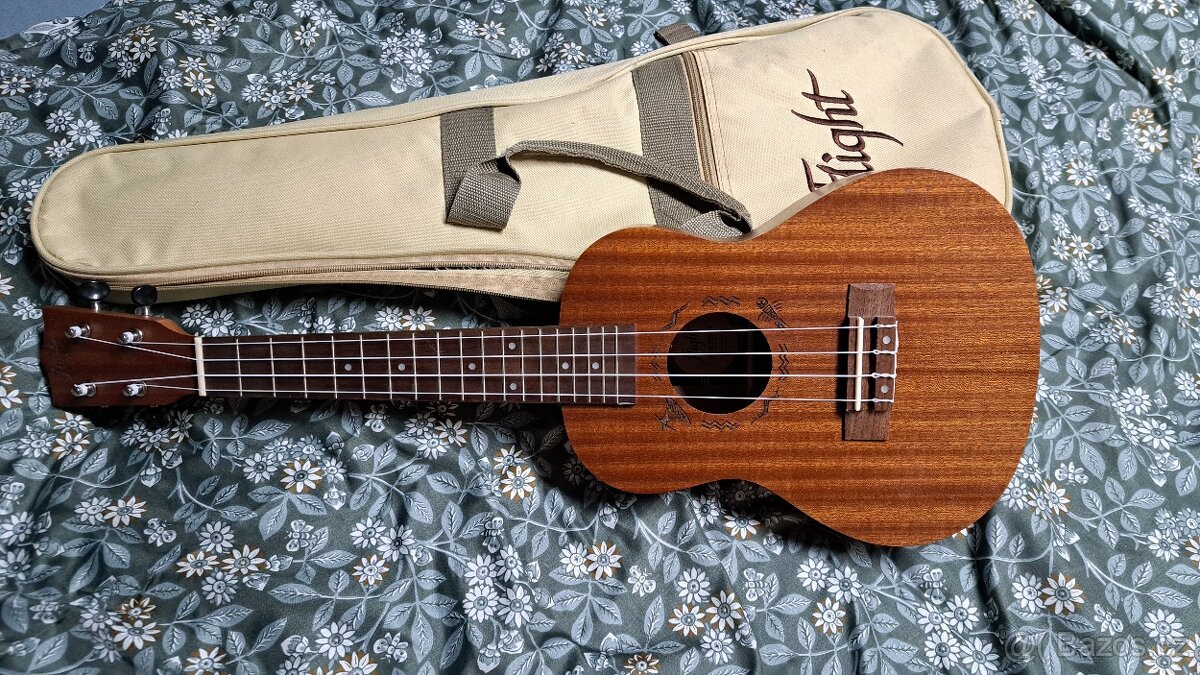 Koncertní ukulele Flight NUC310