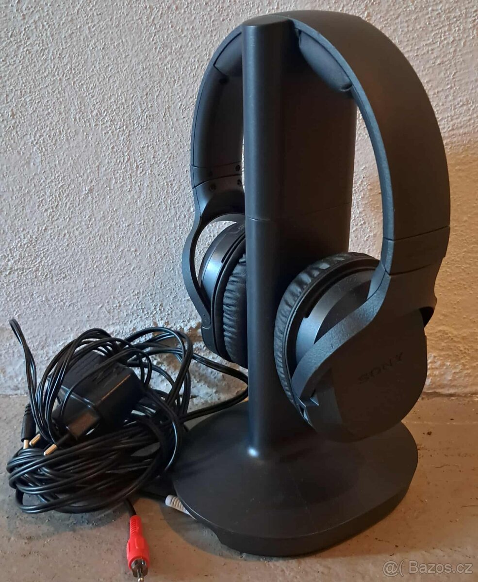 Bezdrátová sluchátka Sony MDR RF895RK