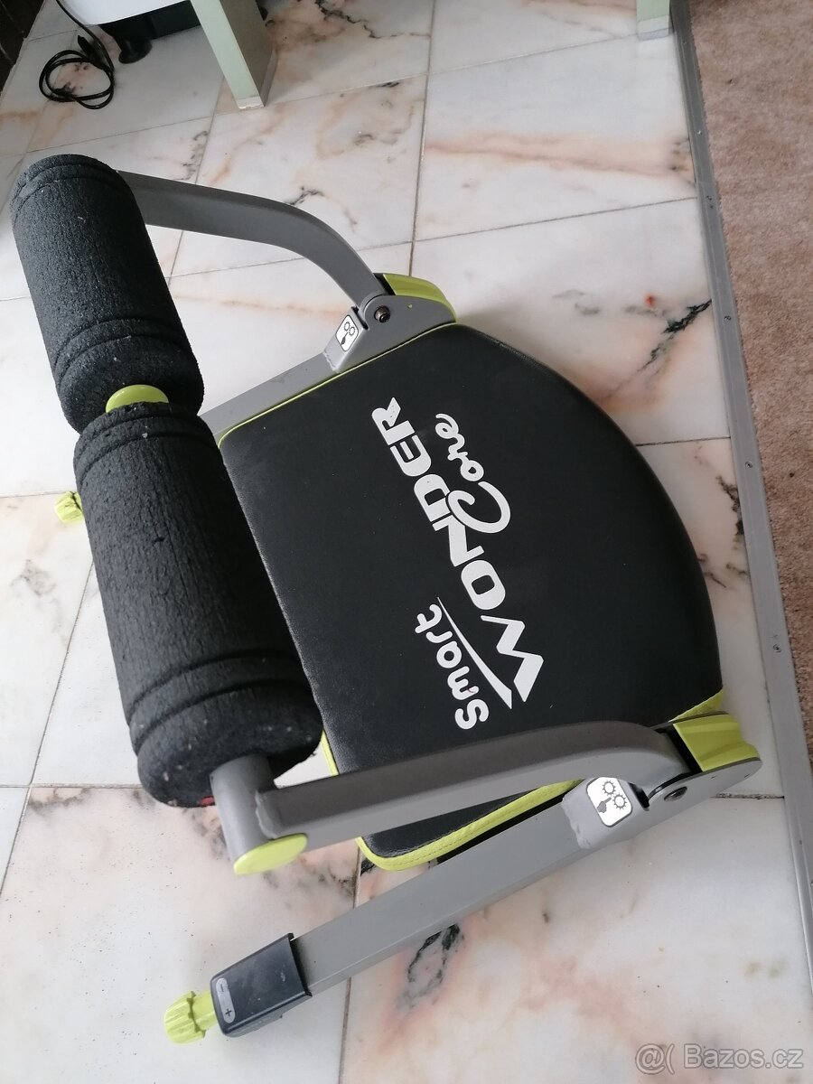 Skladný posilovací přístroj -Smart wonder core.