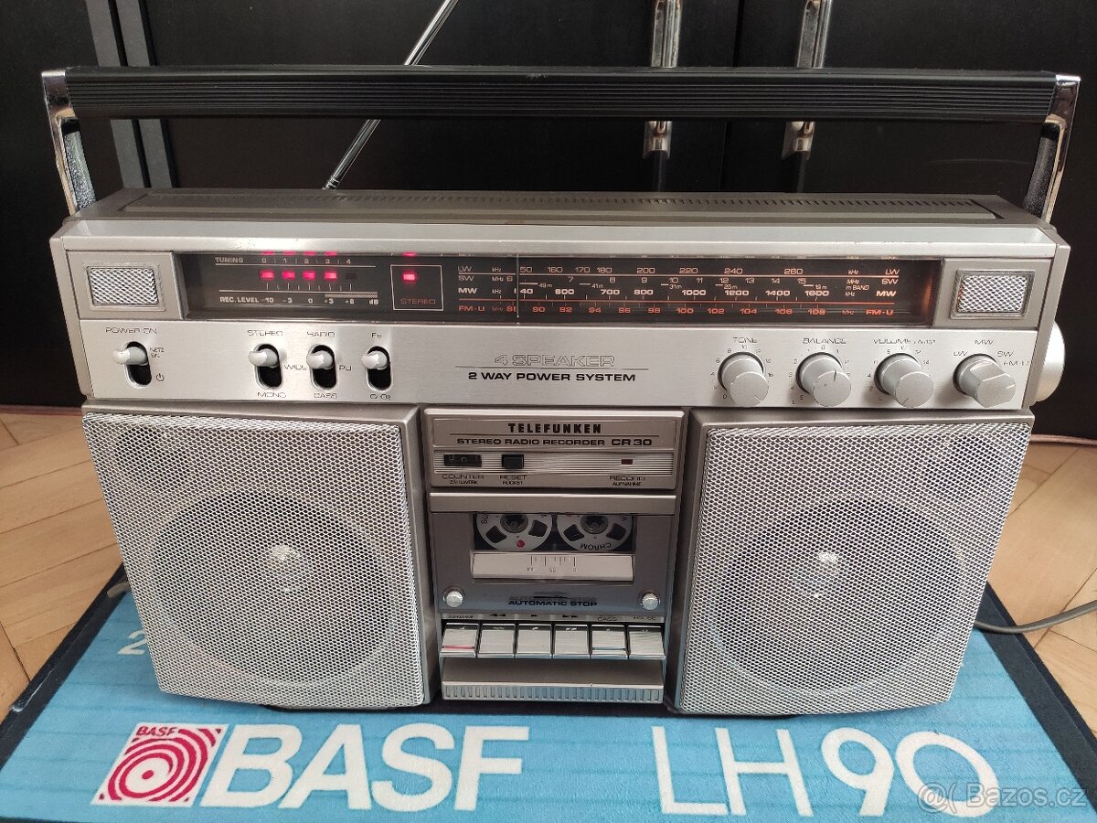 Radiomagnetofon TELEFUNKEN CR-30