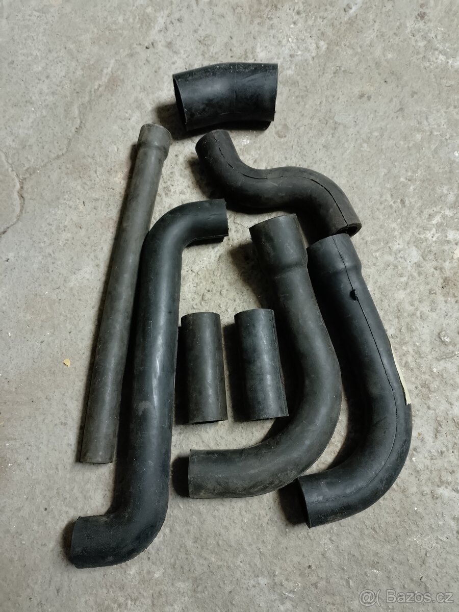 Škoda 105L 120L hadice chlazení