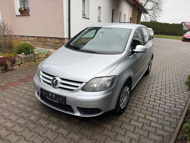 Volkswagen Golf Plus, 1,6 FSi pravid.servis nová STK