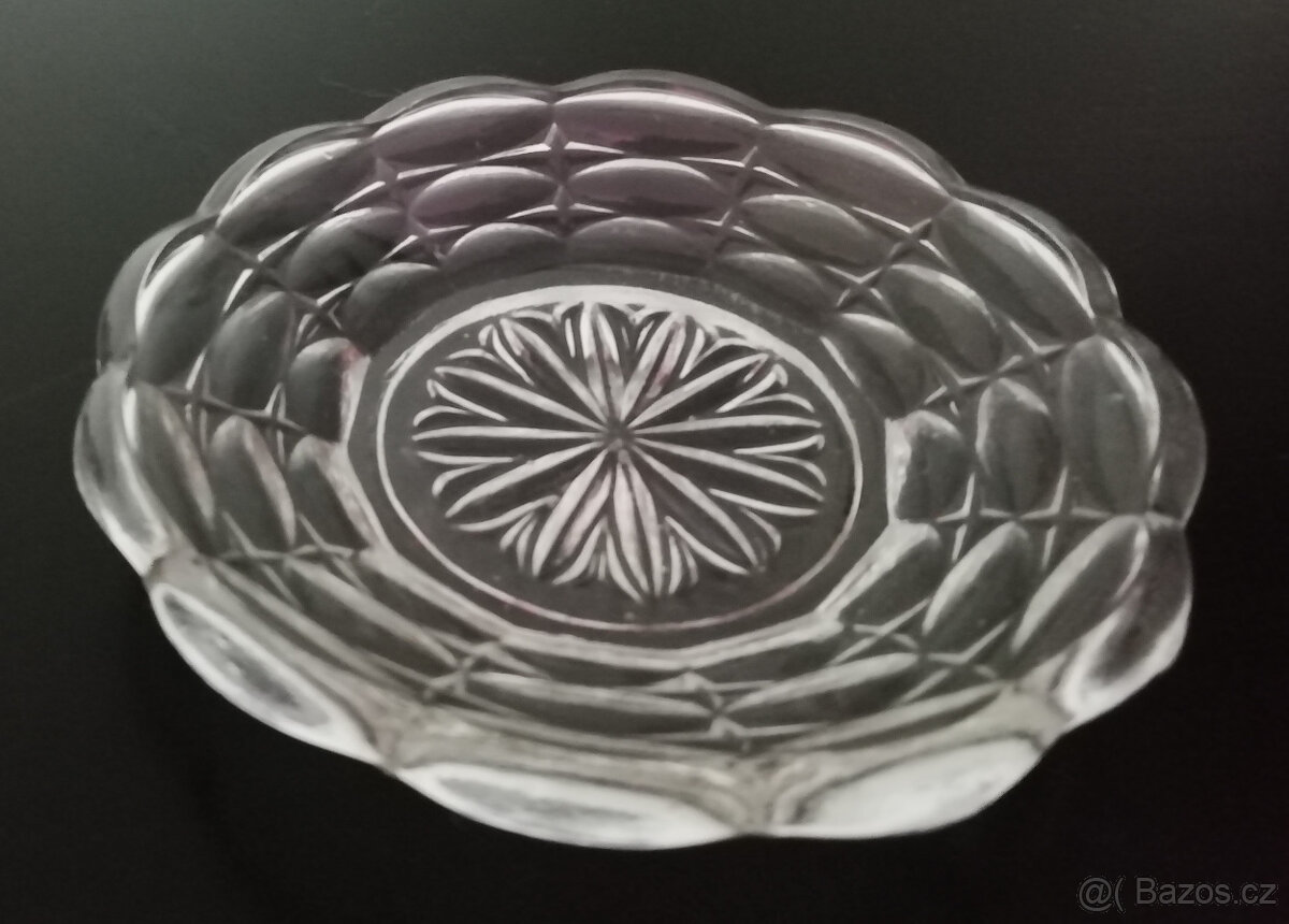 Skleněná miska 9 cm