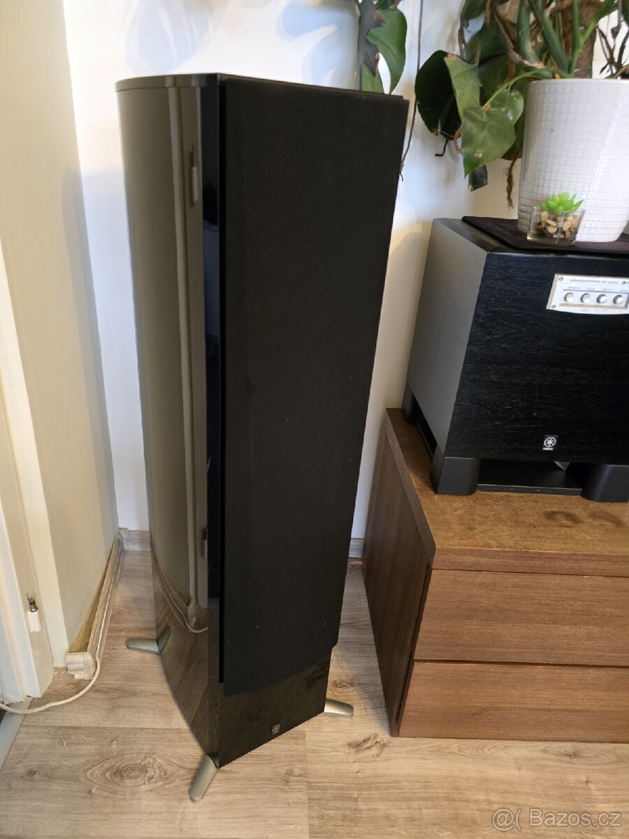 Soustava reproduktorů + reciever Yamaha NS 777