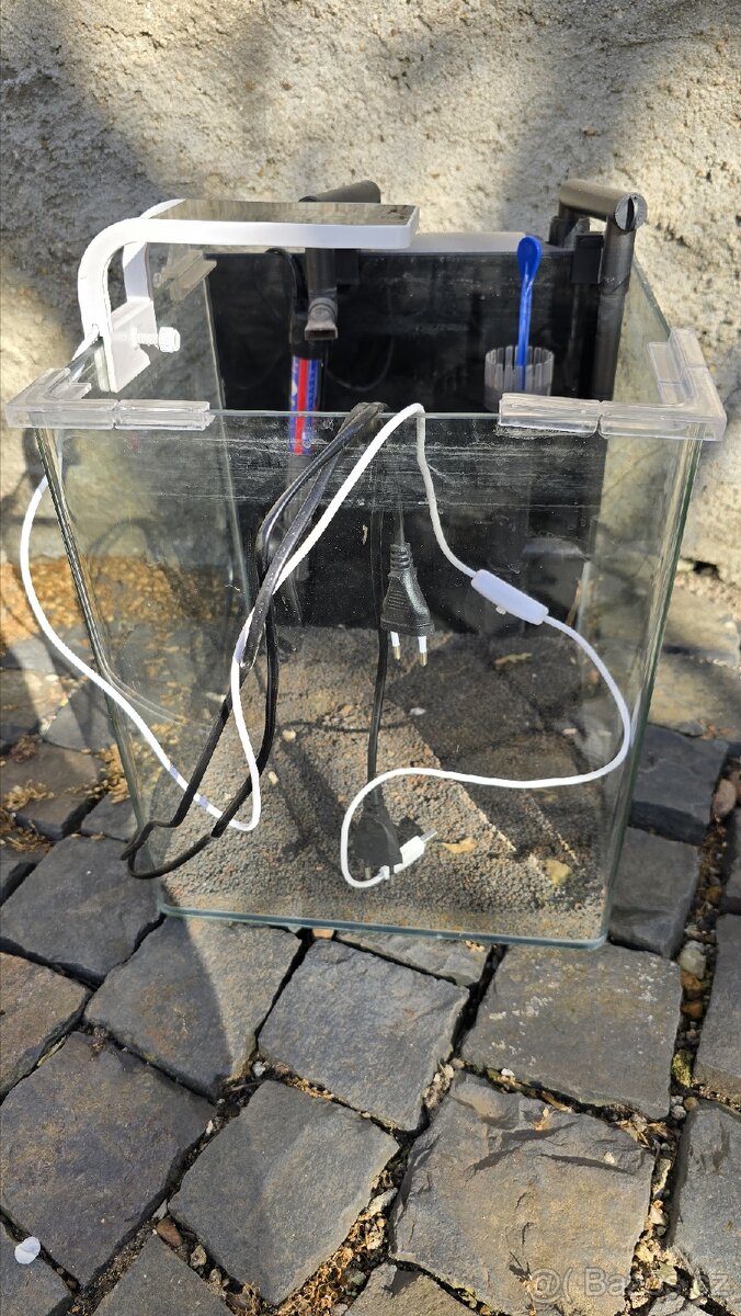 Nano Cube s příslušenstvím