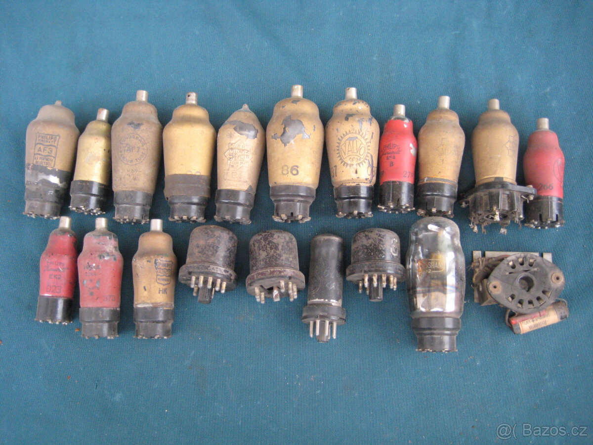 Staré lampy elektronky