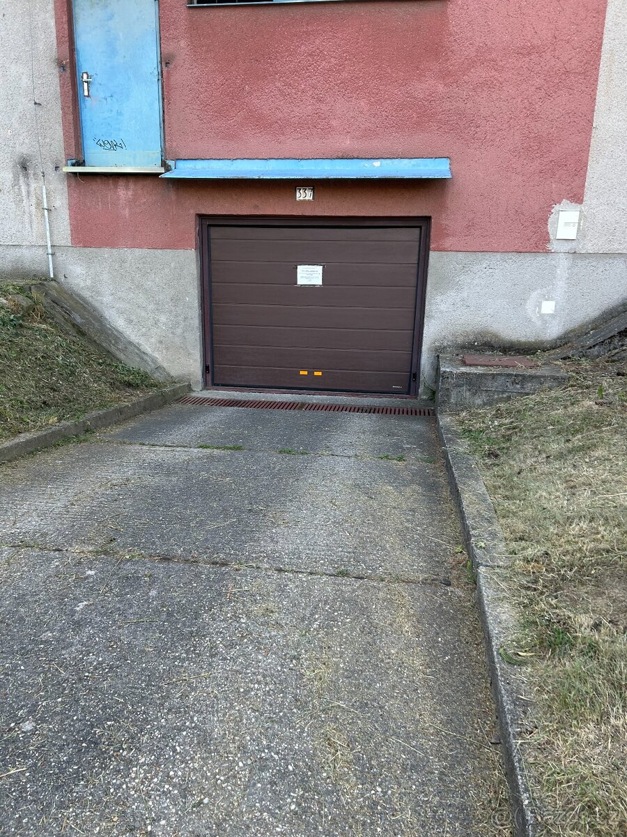 Prodej garáže ve Zlíně - Podhoří
