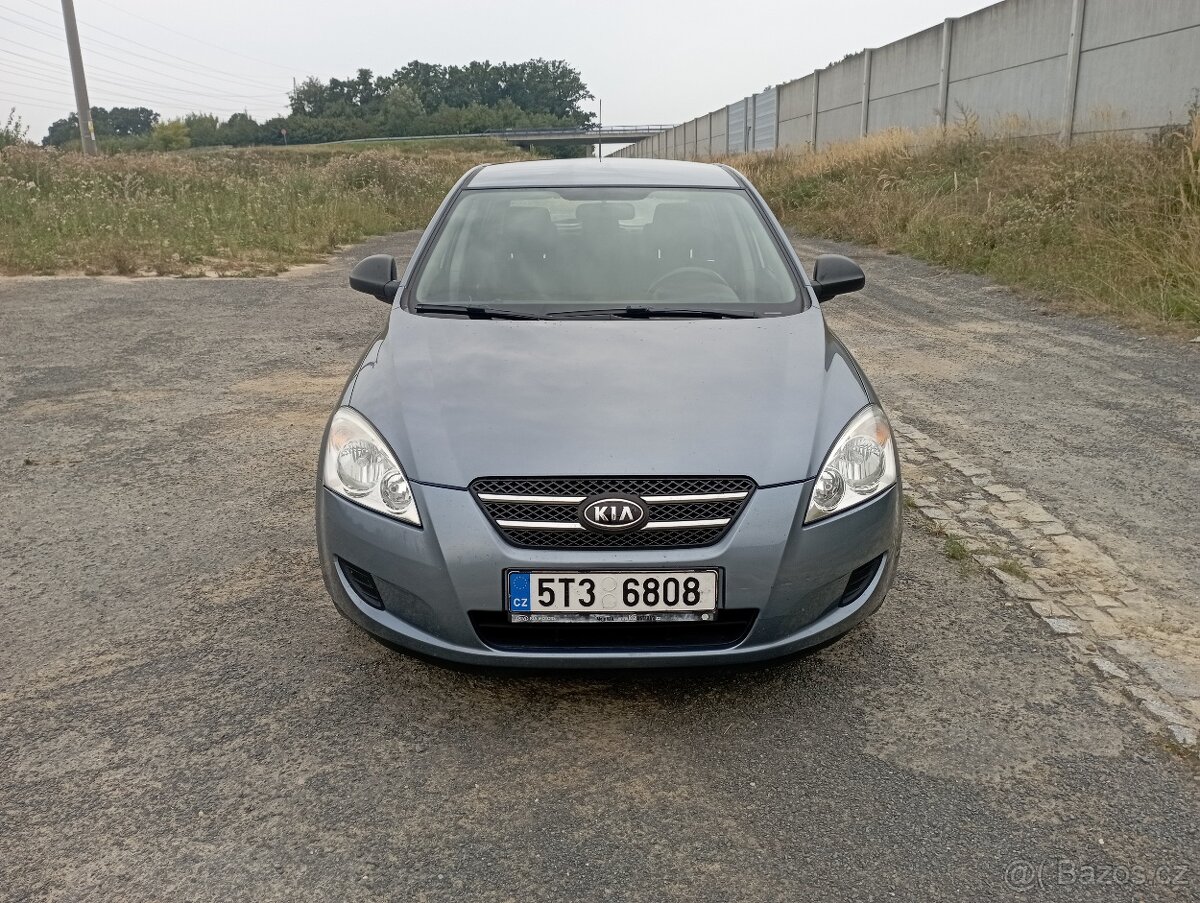 Kia ceed 1,4 80kw benzín