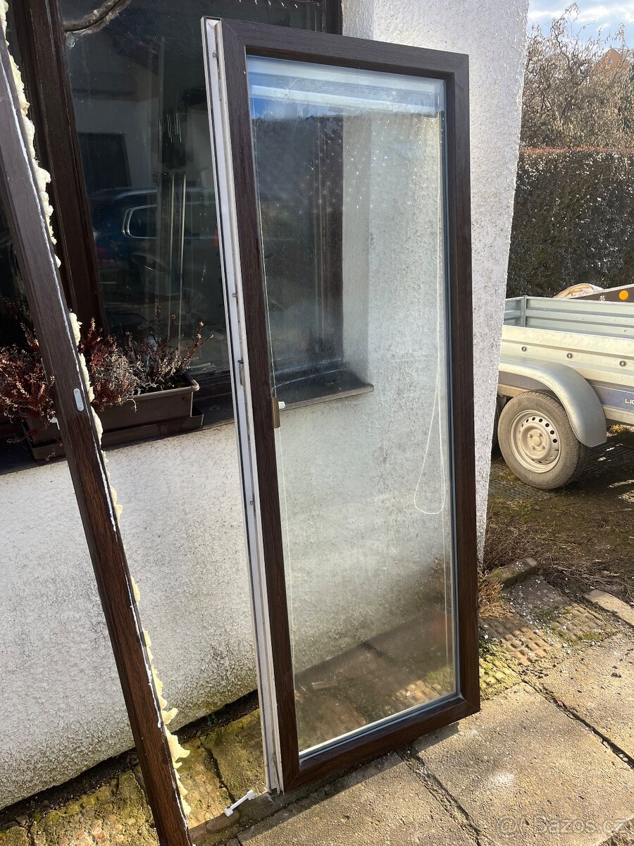 Okno a balkonové dveře