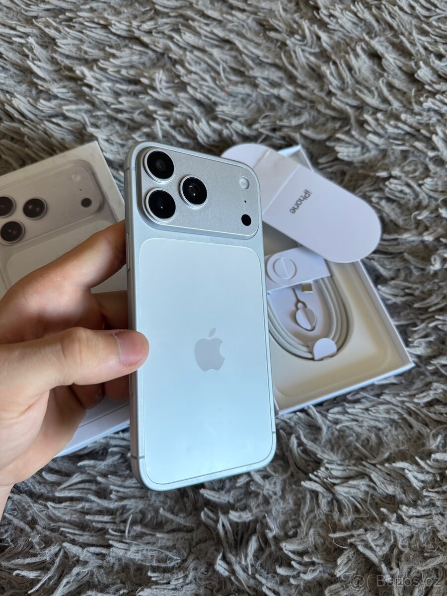 IPhone 17 pro max