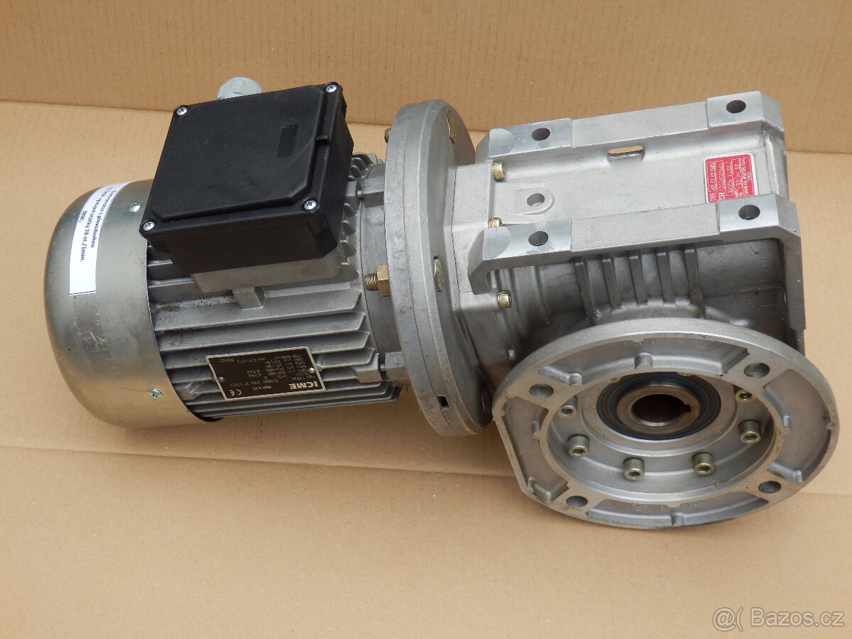 Elektromotor s převodovkou 0,75KW 28ot./1min.