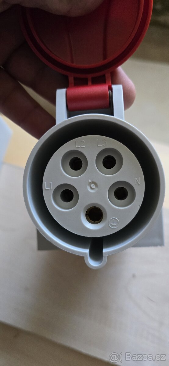 Zasuvky na 380 v